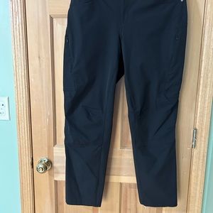 Duluth Trading womens Flexpedition pants